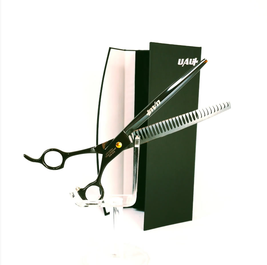 TESOURA TUBARAO 8.5 PRETA UAU+